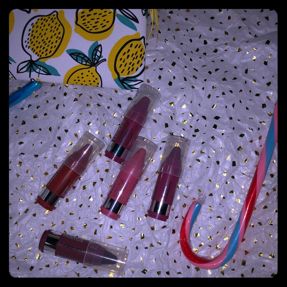 NIB Clinique Mini Clubby stick Lip Balm Set of 5💋